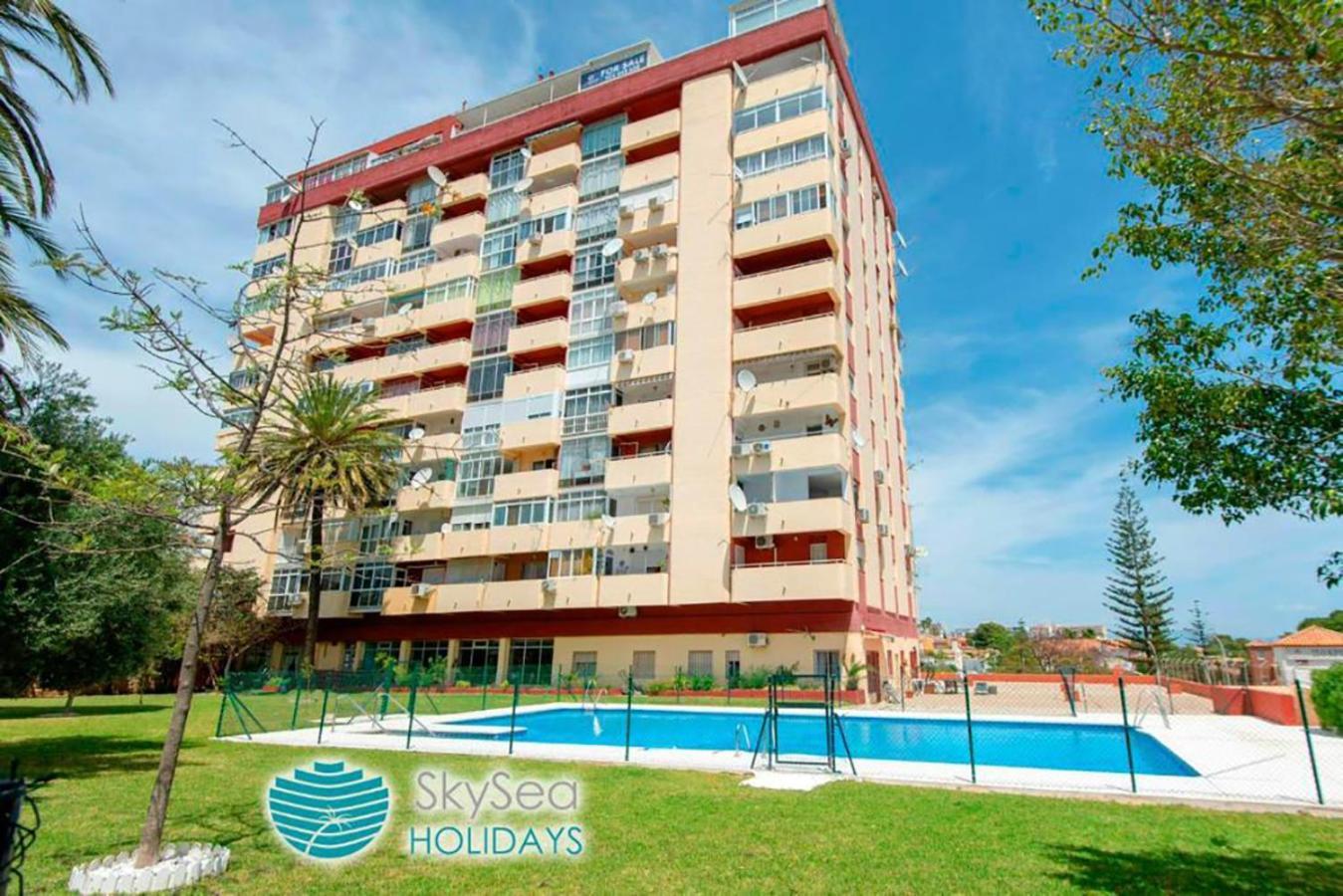 Skysea Holidays Benalmadena Europark Buitenkant foto
